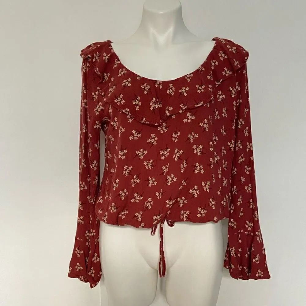 American Eagle Boho Flare Sleeve Floral Elastic waist Top